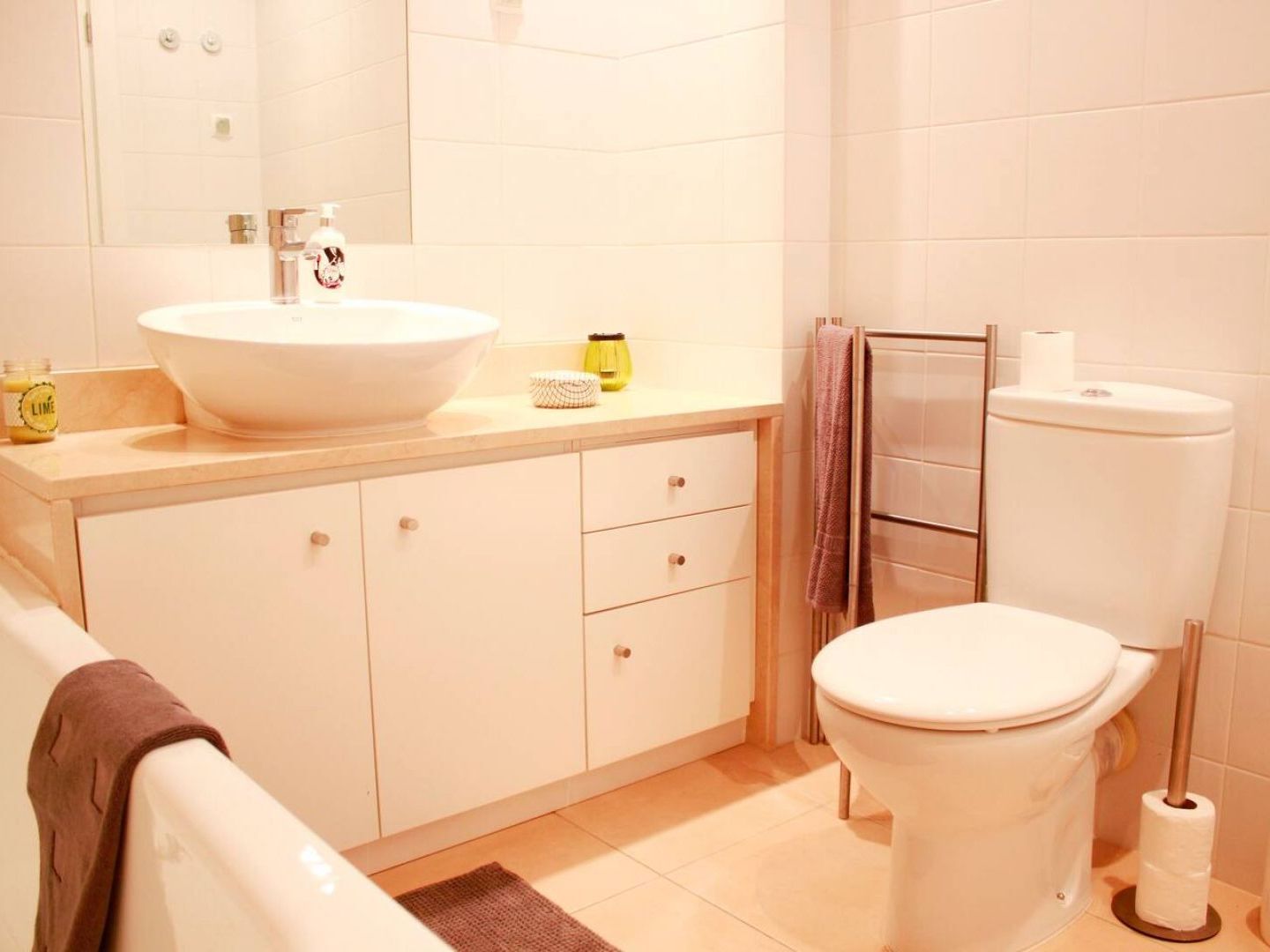 Joivy Modern 1-Bed Apt With Terrace, Moments From Sao Bento Palace Lisabona Exterior foto